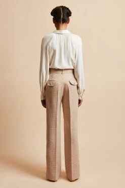 Pantalon En Tweed Tricolore De Mohair Et Laine Tissée En France -Élégance Soldes FW23 SFILOU 41 3