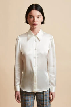 Chemisier En Satin De Soie Ajusté