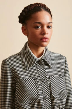 Blouson Court Smocké En Laine Vierge Vichy 20 Blouson Court Smocké En Laine Vierge Vichy -Élégance Soldes FW23 SKARO 2