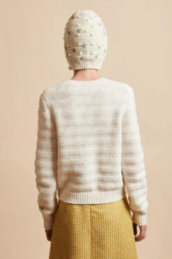 Cardigan Court En Maille De Laine Mérinos Brodé De Fleurs 11 Cardigan Court En Maille De Laine Mérinos Brodé De Fleurs -Élégance Soldes FW23 SLUCERNE 9