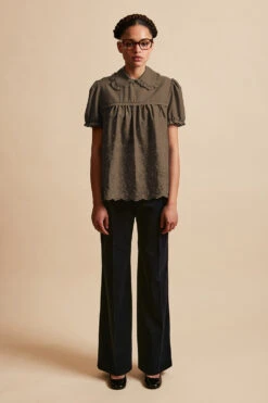 Blouse En Laine Vierge Tropicale Brodée -Élégance Soldes FW23 Scadeau marron