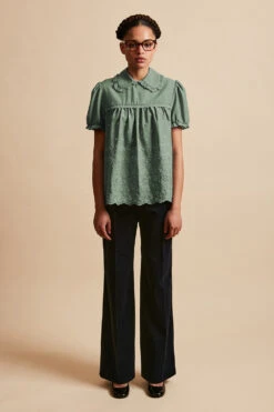 Blouse En Laine Vierge Tropicale Brodée -Élégance Soldes FW23 Scadeau vet