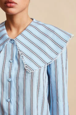 Blouse Rayée Au Large Col 15 Blouse Rayée Au Large Col -Élégance Soldes FW23 Sillinois 4