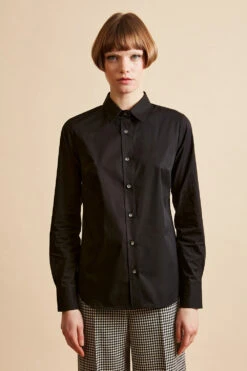 Chemise Cintrée En Lycra -Élégance Soldes FW23 scapausud 07 1 1 49e486a7 cd27 450c 9d9b 4dbad0fe71fd