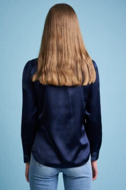 Chemisier En Satin De Soie Ajusté -Élégance Soldes FW23 sinsolite 22