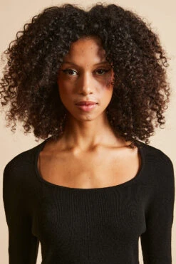 Top Court En Maille De Laine Vierge Côtelée -Élégance Soldes FW23 sodin 02 2 2