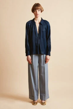 Blouse En Crêpe Envers Satin -Élégance Soldes FW23 spassion 365 1