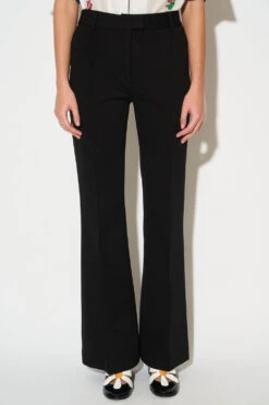 Pantalon à La Coupe Droite En Milano Italien -Élégance Soldes SS24 TBELGARDE 02