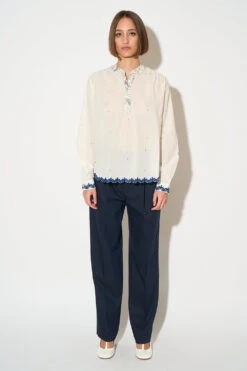 Blouse Aux Broderies "cornely" 11 Blouse Aux Broderies "cornely" -Élégance Soldes SS24 TCORAZON 2