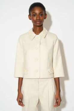 Veste Courte Au Col Brodé à La Main -Élégance Soldes SS24 TKALI 12 8