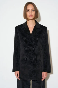 Veste De Tailleur En Velours De Coton 15 Veste De Tailleur En Velours De Coton -Élégance Soldes SS24 TMAGIC 1 f3bdf0a0 e12d 4f85 b998 2c990e54e071