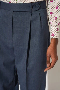 Pantalon à Pinces Coupe Droite 16 Pantalon à Pinces Coupe Droite -Élégance Soldes SS24 TSMART 32 1