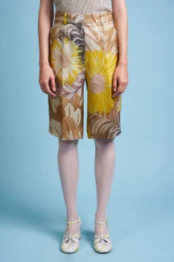 Short Coupe Droite En Gazar De Soie