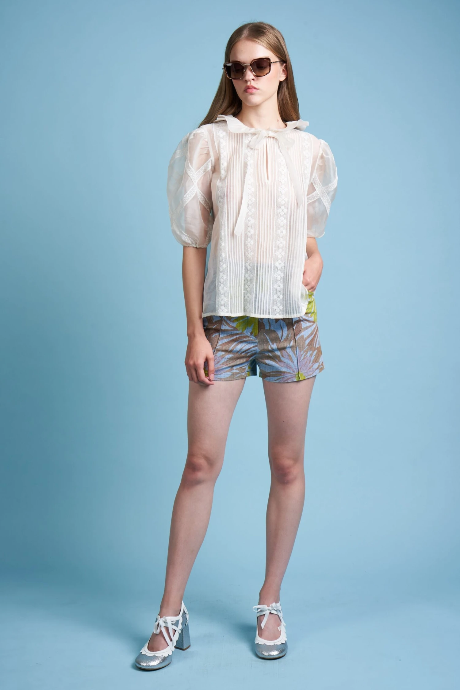 Blouse Brodée De Dentelle 4 Blouse Brodée De Dentelle - Image 2