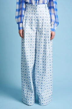 Pantalon En Coton Brodé De Petites Fleurs -Élégance Soldes SS24 Tdulcine