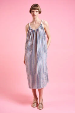 Robe Bain De Soleil En Tissu éponge