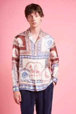 Chemise Ajustée Au Col Bowling