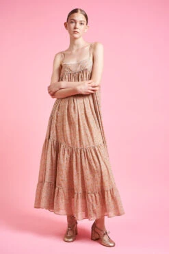 Robe Longue à Bretelles Volantée