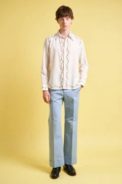 Chemise Coupe Droite Brodée à La Main -Élégance Soldes SS24 clematite 1