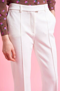 Pantalon à La Coupe Droite En Milano Italien -Élégance Soldes SS24 tbelgarde 2