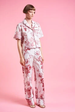 Chemisier Court Aux Broderies Exclusives -Élégance Soldes SS24 tzelia 1