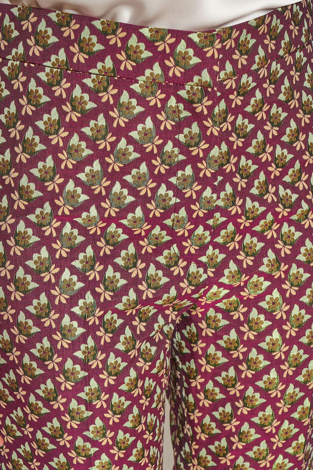 Pantalon Droit évasé En Jacquard Floral All Over 8 Pantalon Droit évasé En Jacquard Floral All Over - Image 6