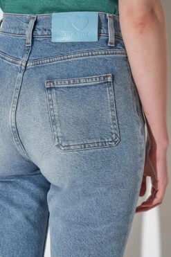 Jean Taille Haute Intemporel Coupe Droite -Élégance Soldes ss24 ttulsa 02 1797