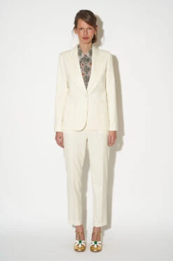 Veste Cintrée Au Simple Boutonnage 22 Veste Cintrée Au Simple Boutonnage -Élégance Soldes ss24 tzala 12 1810